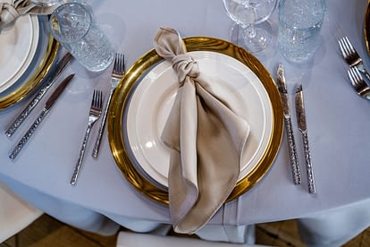 banquetes-estilo-en-mesa